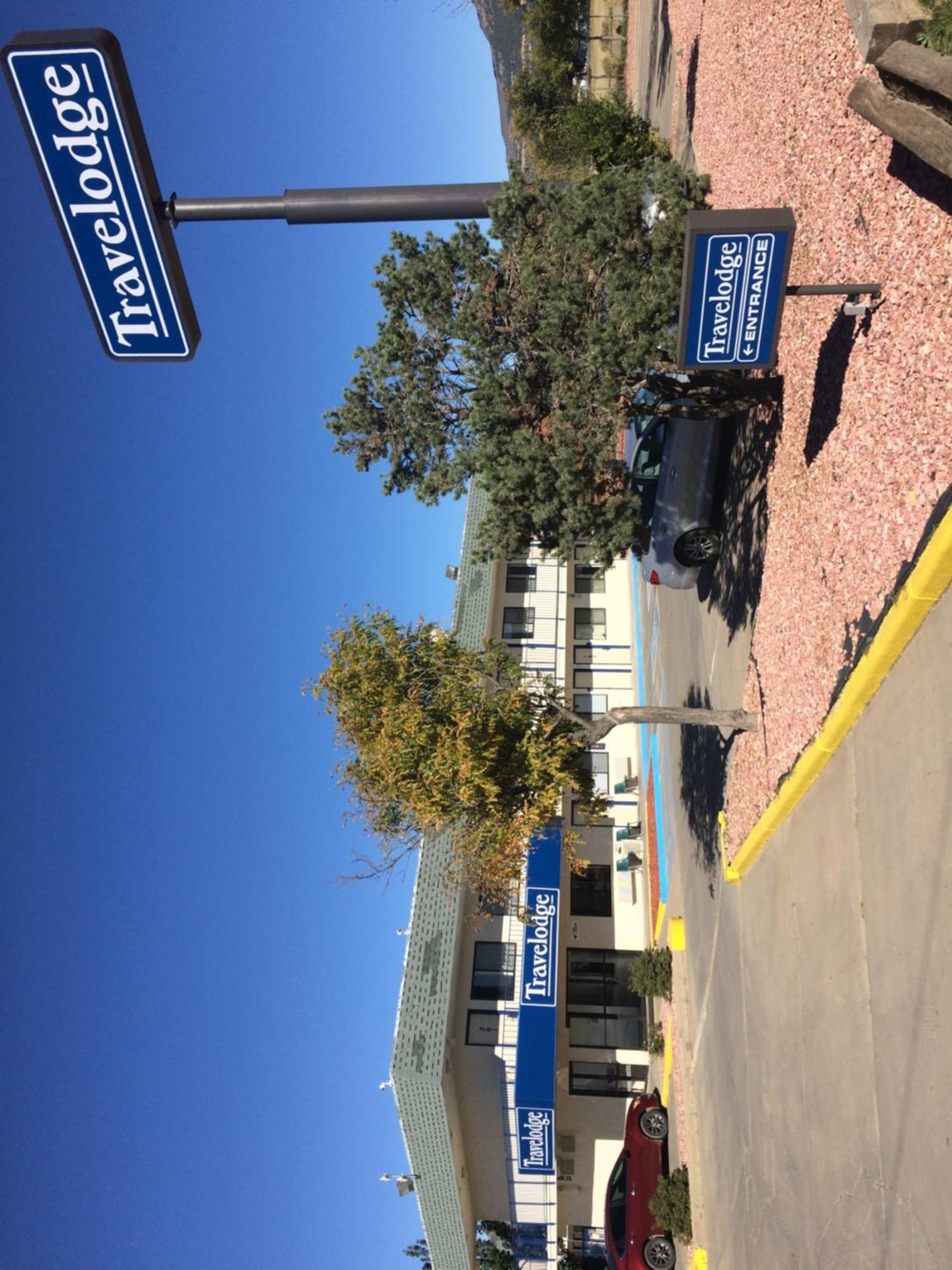 Travelodge By Wyndham רטון מראה חיצוני תמונה